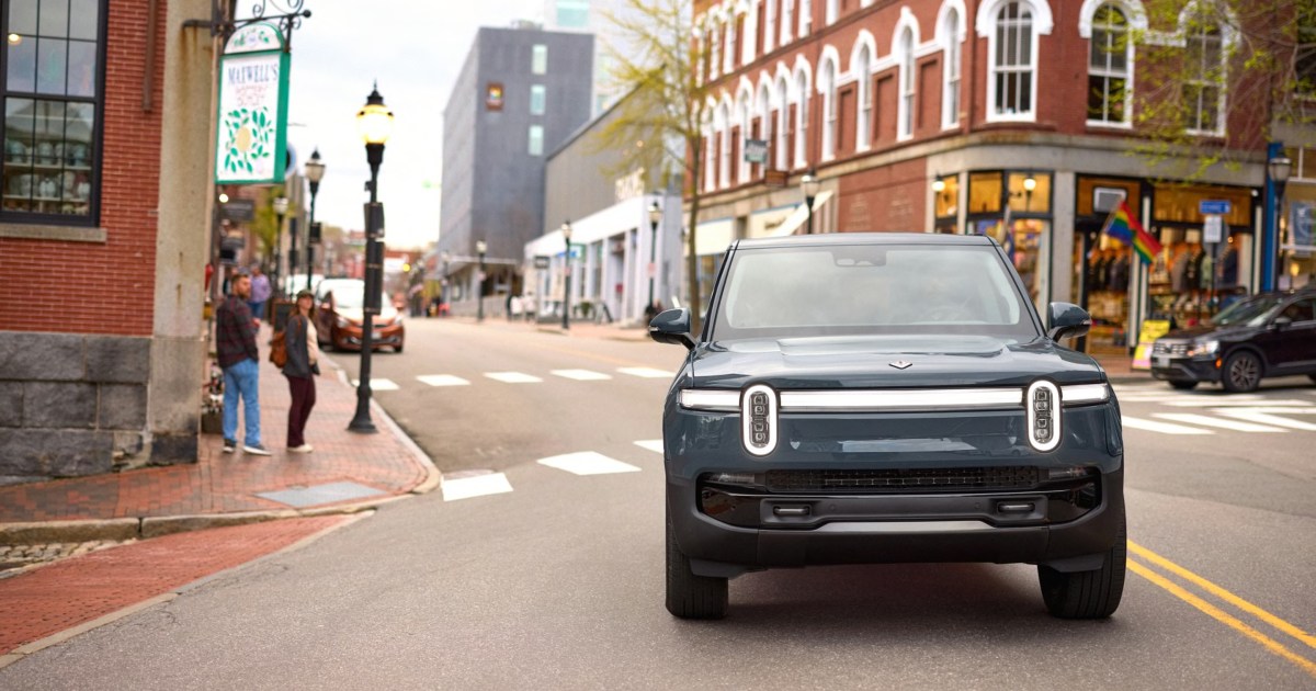 Rivian is offering $3,000 off electric vehicles to gasoline and hybrid vehicle owners