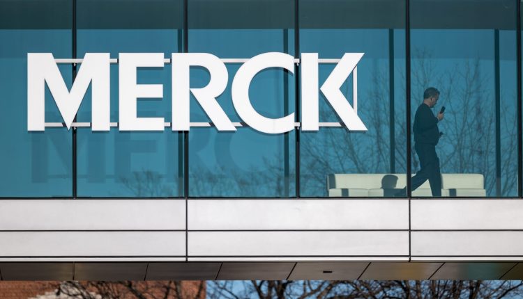Merck signs licensing agreement for weight loss pills with Hansoh Pharma


