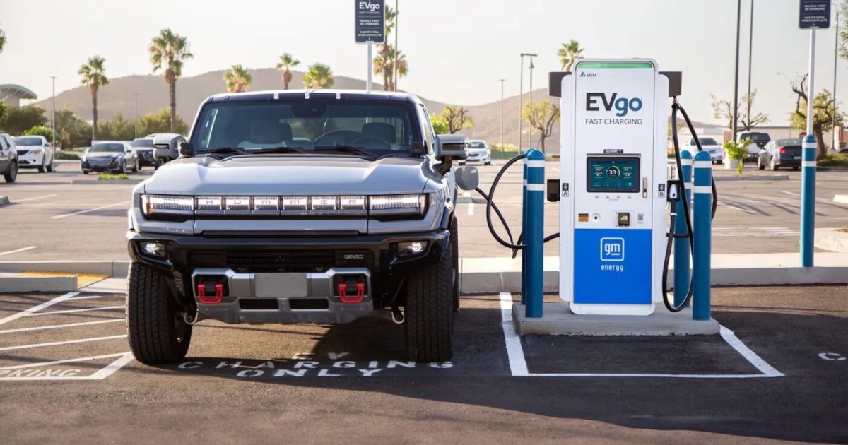 EVgo wants to build 7,500 new public fast charging stations in the USA