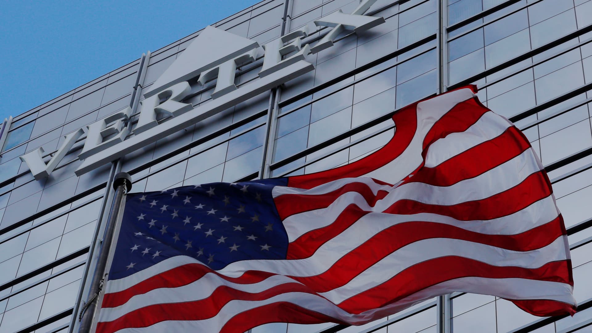 FDA approves the non -opioid painkillers drug journavx from vertexpot