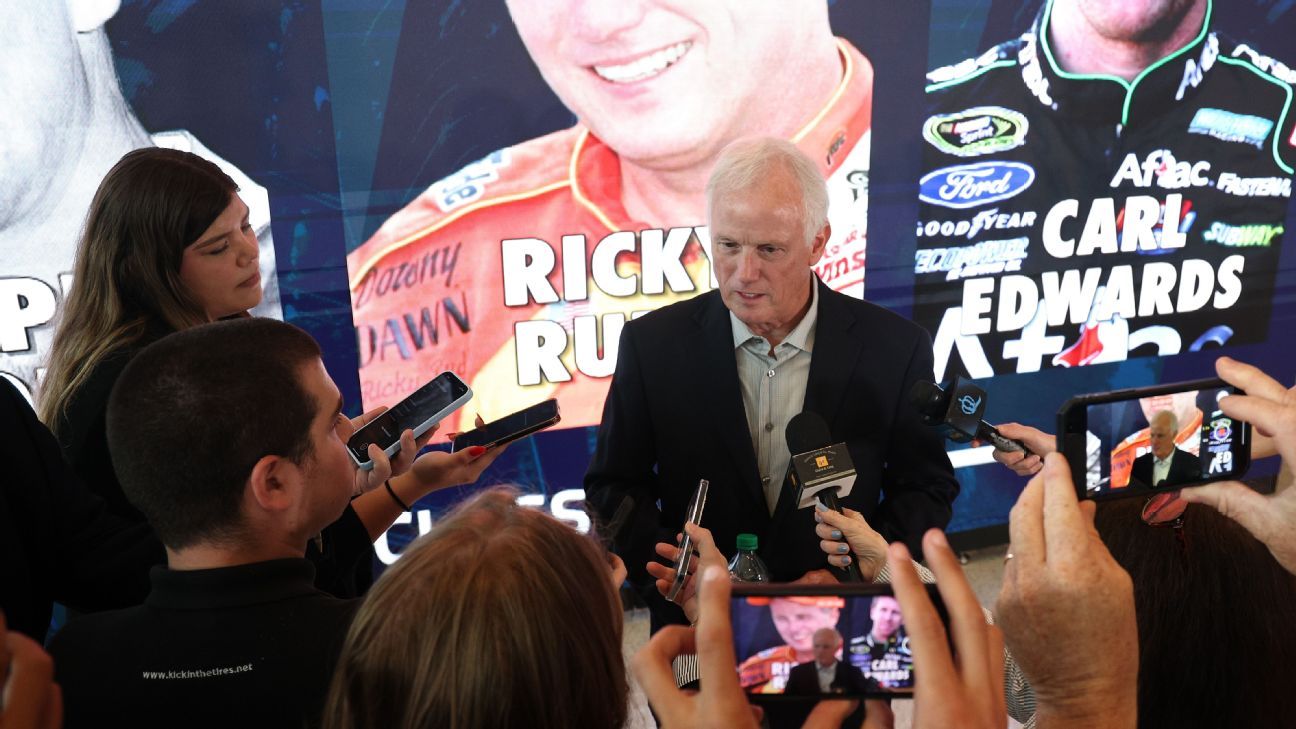 Ricky Rudd, Carl Edwards in the Nascar Hall of Fame