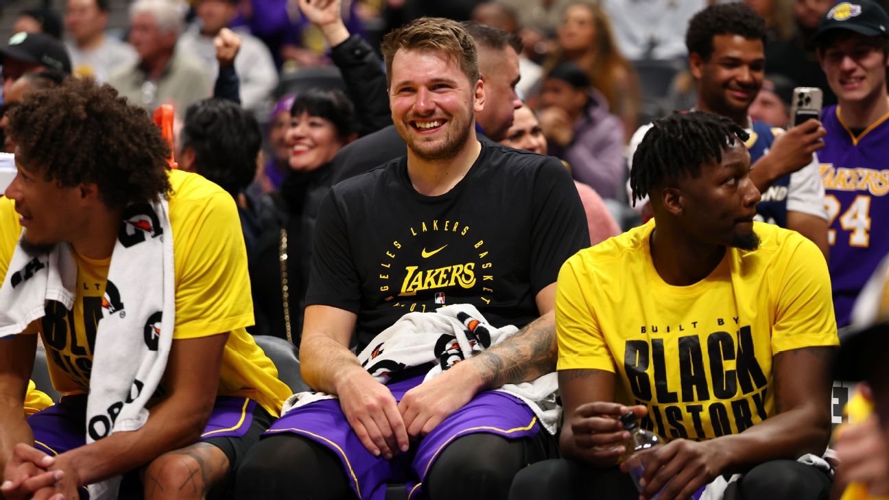 Lakers VS MAVS snack bar - first Doncic, Dallas Faceoff since trade