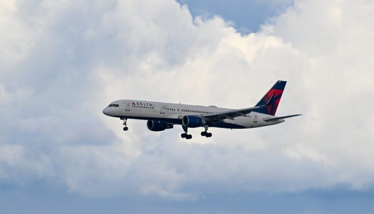 Photos Delta Plane Flipped Crash Landing Toronto Airport