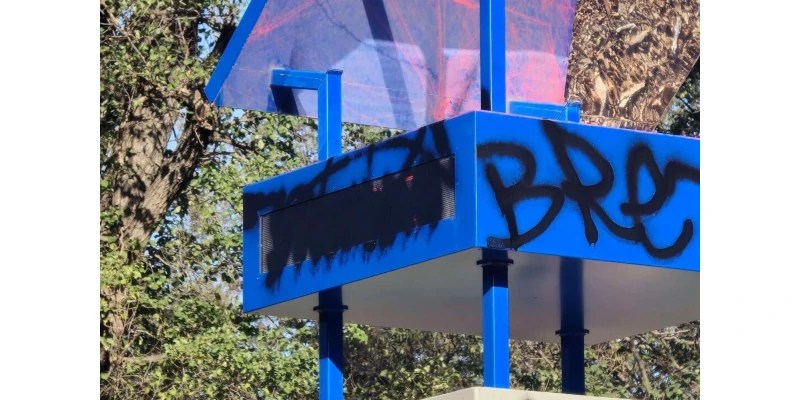 Melbourne's climate -Doomsday clock destroyed -watts?