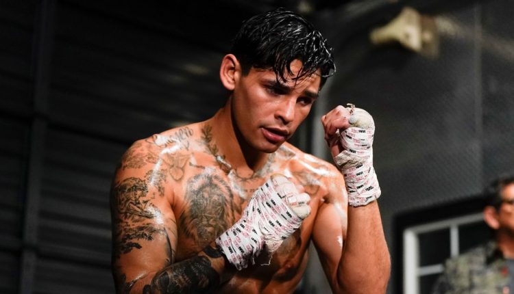 Garcia, Haney, Lopez, to share outdoors on Times Square at May 2nd

