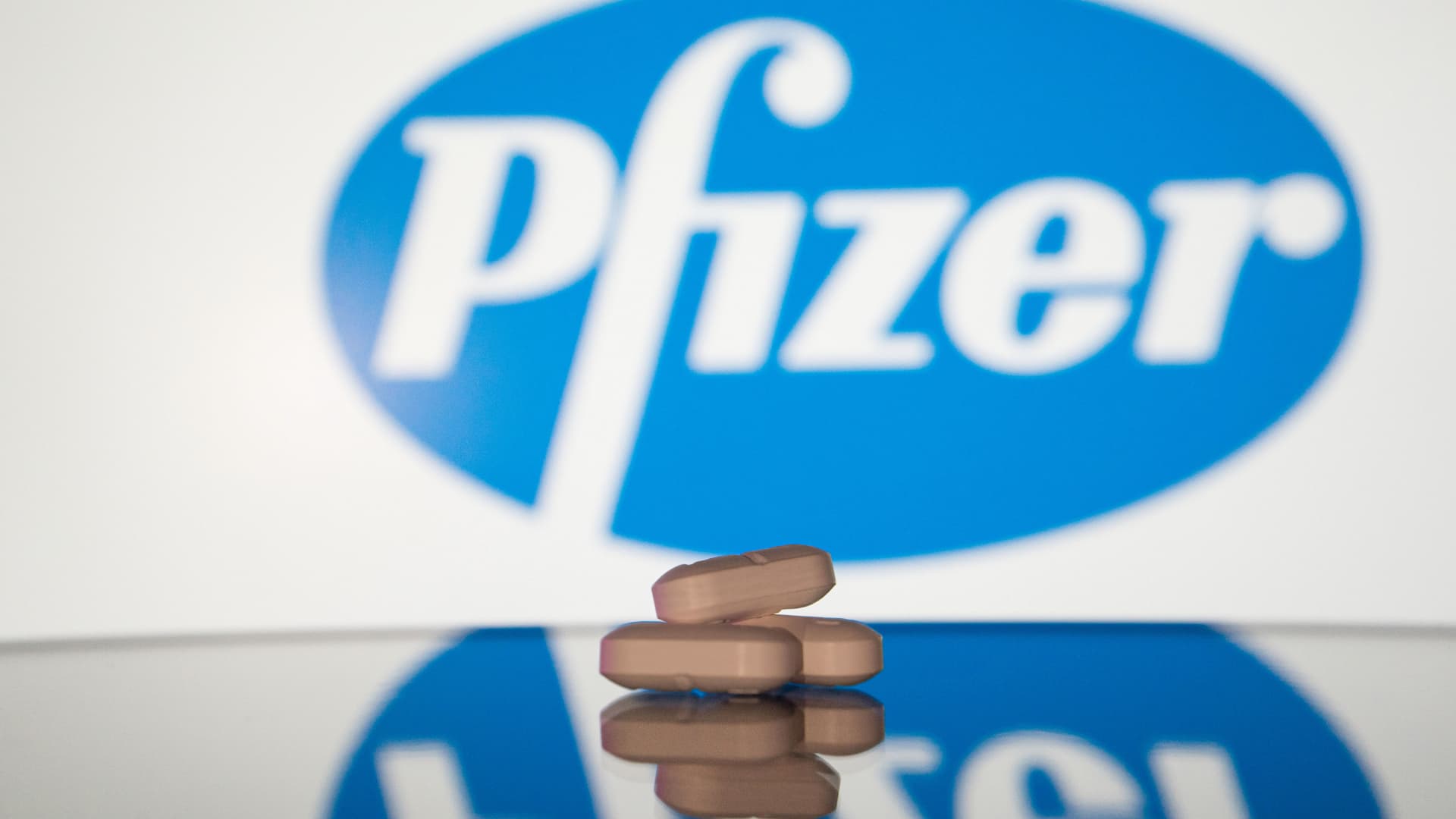 Pfizer puts daily weight loss pill Danuglipron after a liver injury