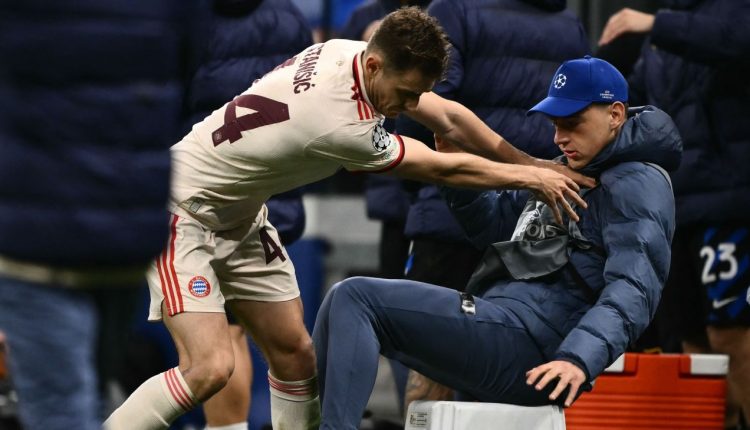 Champions League: Bavaria's Josip Stanische regrets the Pushing Ball Boy

