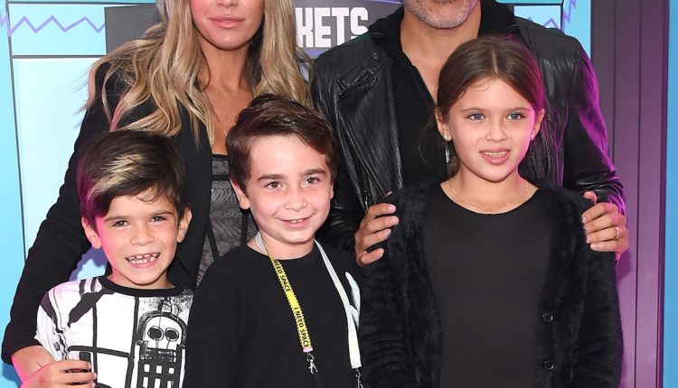 How Teddi Mellencamp & Ex Edwin Arroyave told children about their cancer

