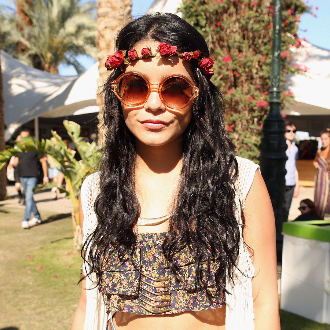 How to watch the Livestream festival