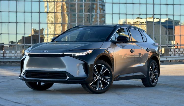 Waymo and Toyota explore personally obsessed self -driving cars

