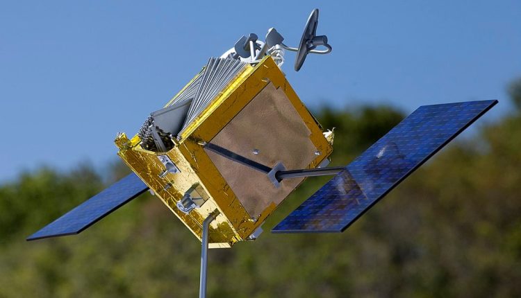 An early 2017 model of a OneWeb satellite like those the company use for worldwide internet connectivity (Credit : Kim Shiflett)
