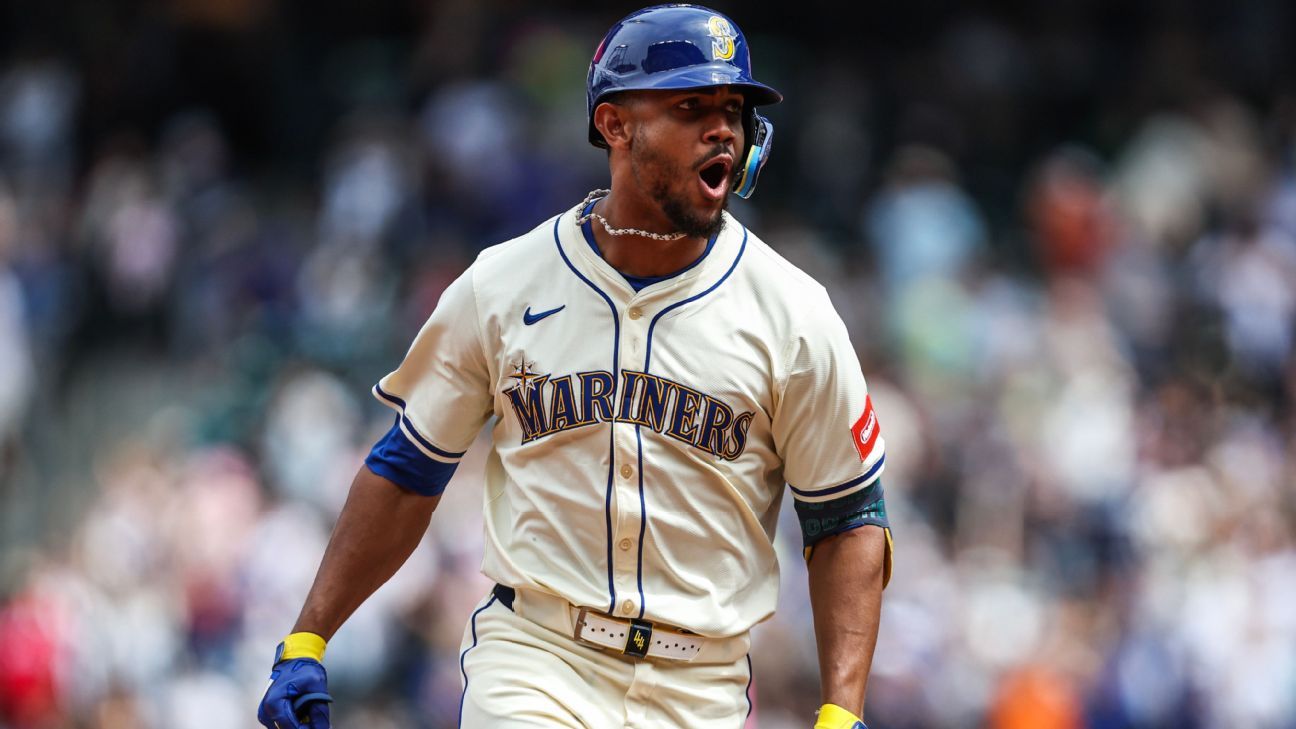 Julio Rodriguez creates the story with 20 to 20 seasons in the first 4 years