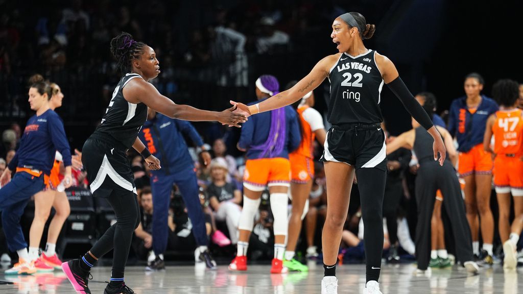 A'ja Wilson first in WNBA with 30 points, 20-R-Bound game