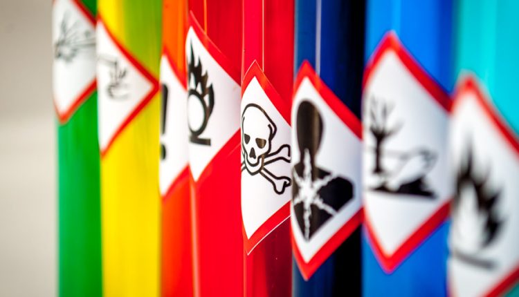 Guardian dismisses the climate crisis, chemical pollution a "comparable" threat - watts, with it?

