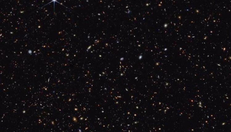 Distant galaxies appear scattered across the night sky in this deep field image from the James Webb Space Telescope. The most distant galaxies appear as small, reddish dots, or the mysterious Little Red Dots (Credit : NASA, ESA, CSA, STScI, Brant Robertson (UC Santa Cruz), Ben Johnson (CfA), Sandro Tacchella (Cambridge), Marcia Rieke (University of Arizona), Daniel Eisenstein (CfA))