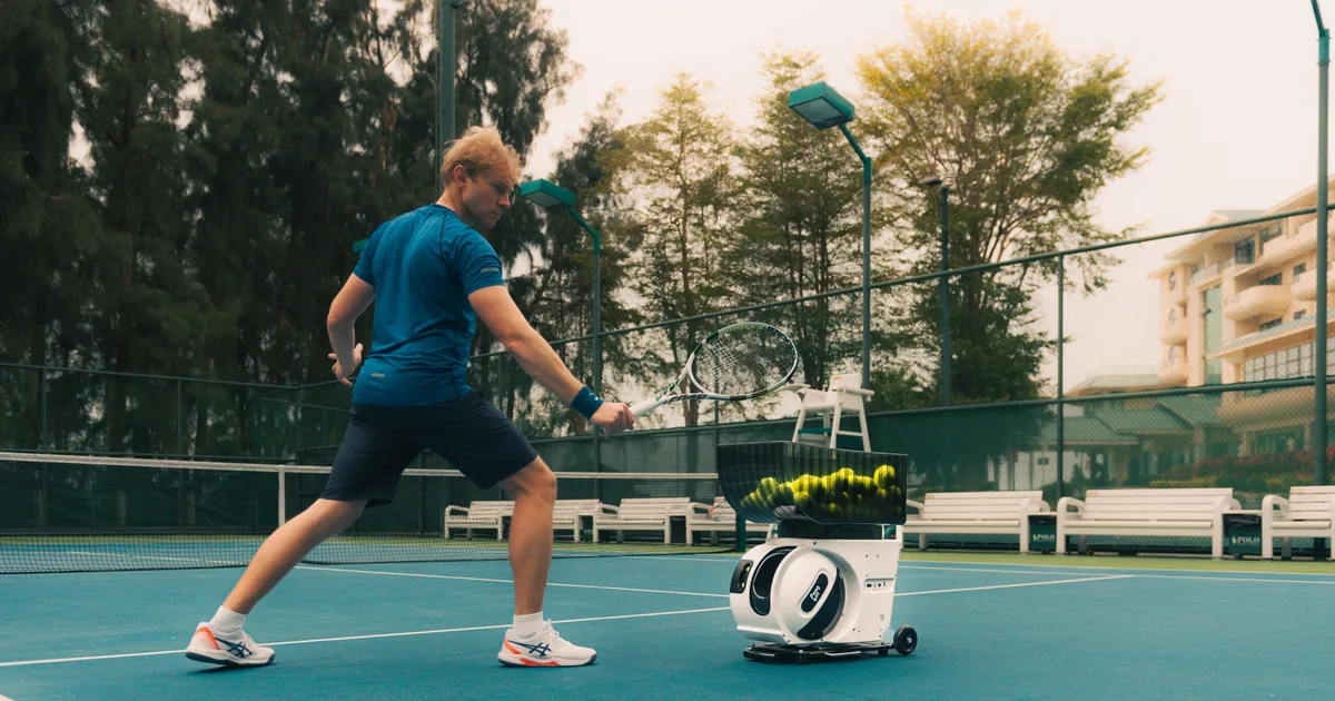 Solo training is reinvented - PONGBOT's AI robots get you ready to play like a 24/7 trainer